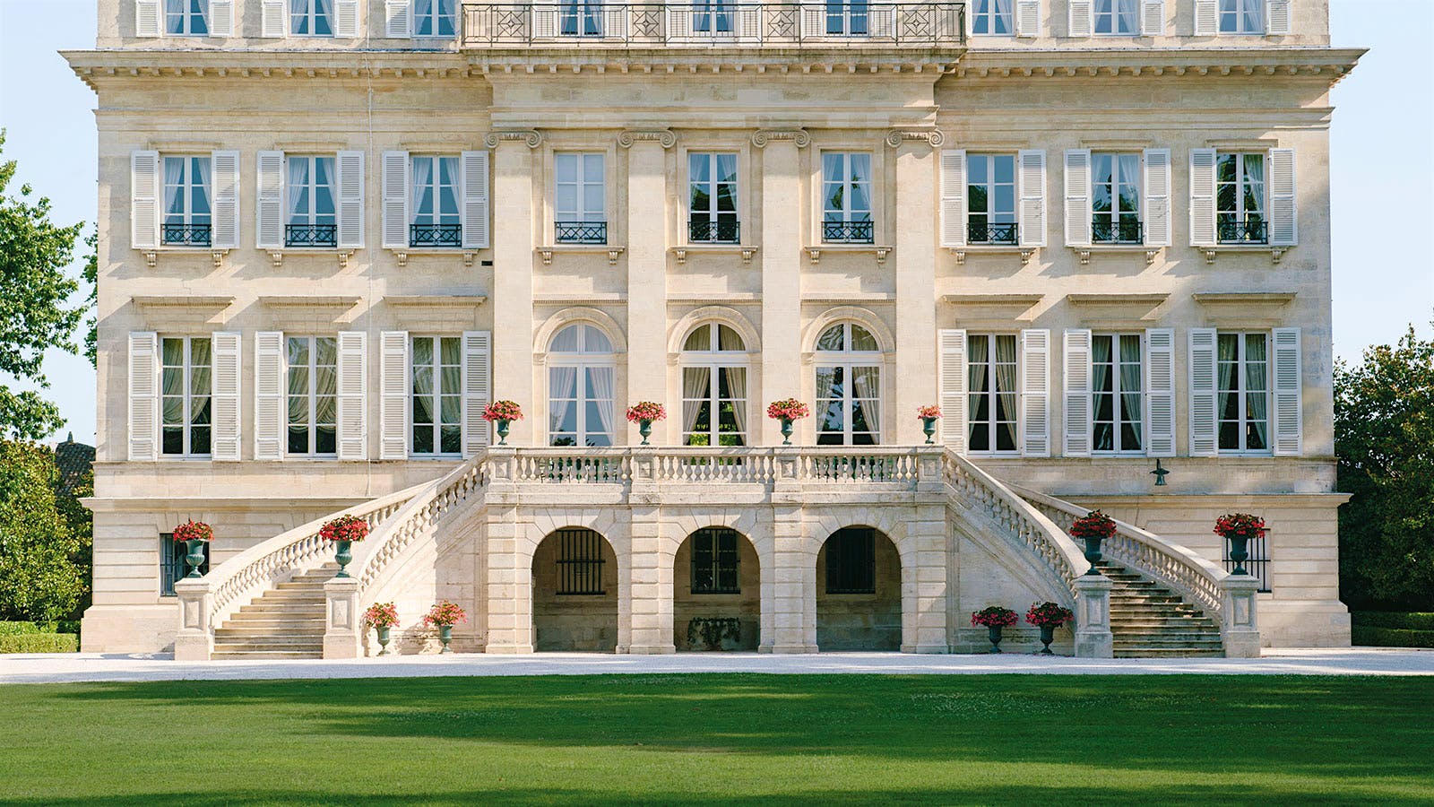 The rear courtyard of Château Margaux