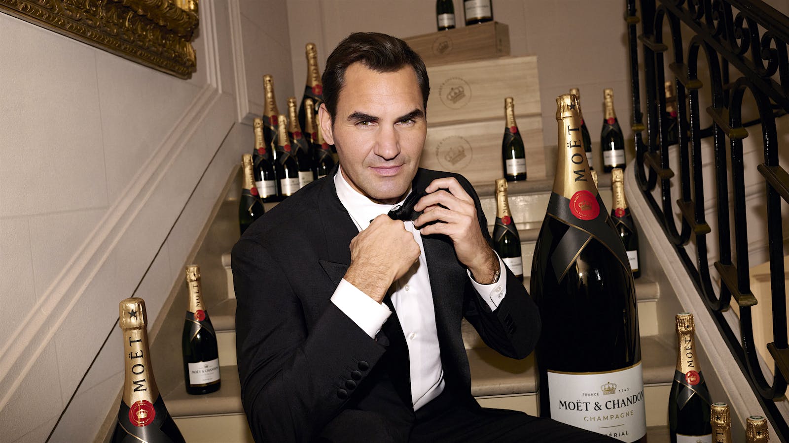 Roger Federer with Moët & Chandon Champagne at Château de Saran